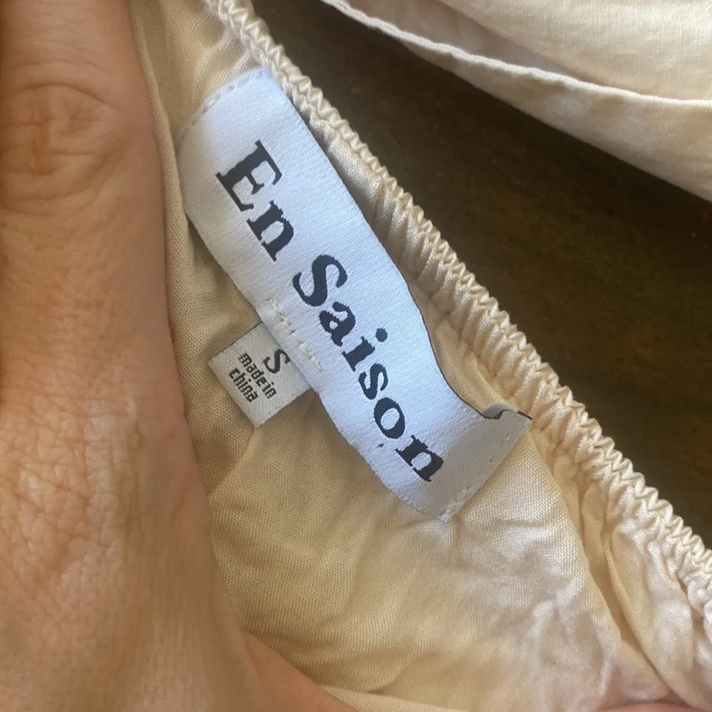 En Saison Juliet puff sleeve eyelet elegant Beige babydoll Dress big bow back S‎ - Image 5