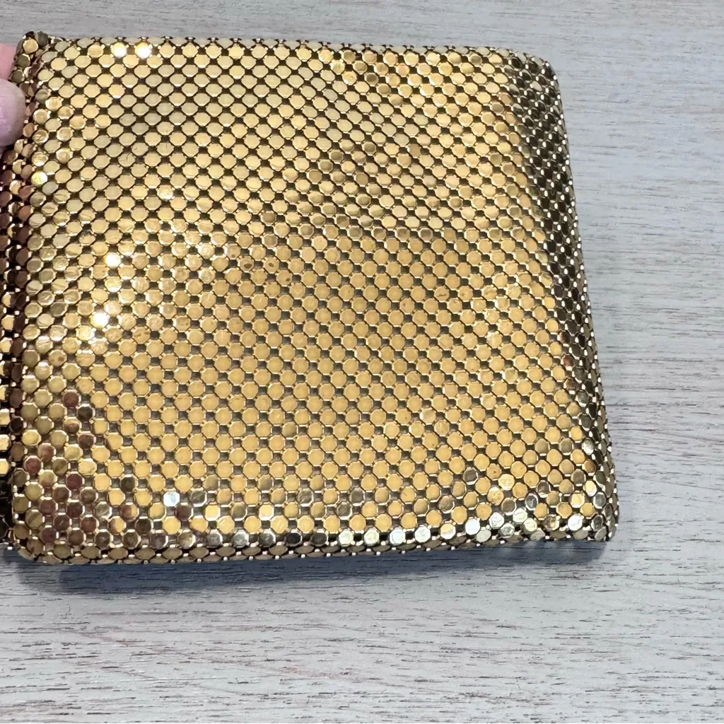 Whiting and Davis Gold Mesh Mates  Wallet 1950s Bifold‎ Change Purse Vintage - Image 2