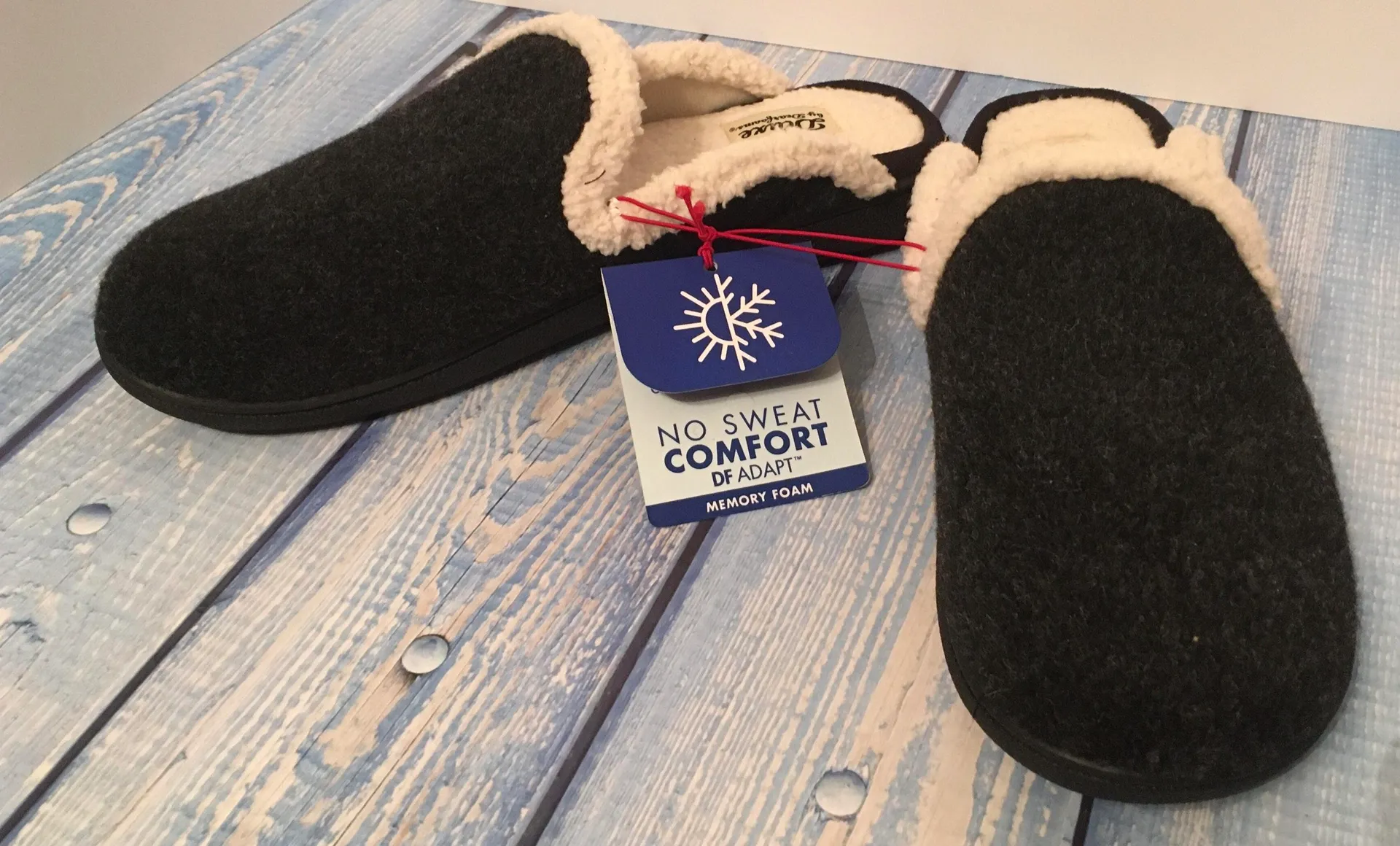 Dearfoams  Slippers, Size 9/10 - Image 3