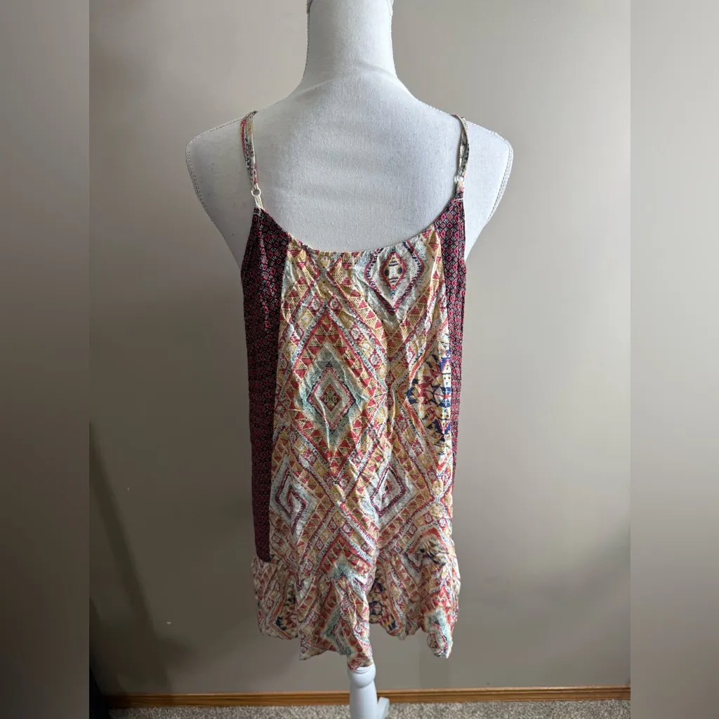 Umgee Colorful Geometric Print Blouse sleeveless size small - Image 2