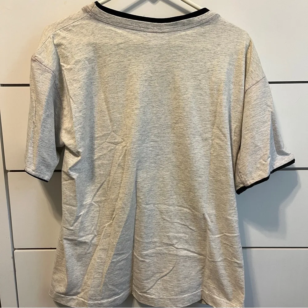 If Friends Were Flowers I’d Pick You Vintage Embroidered T Shirt Size M - Image 3