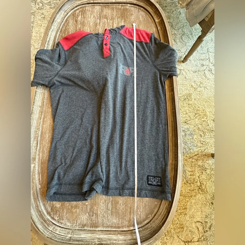 Rock Revival Logo Black and Red pullover 3 button hoodie size Medium - Image 10