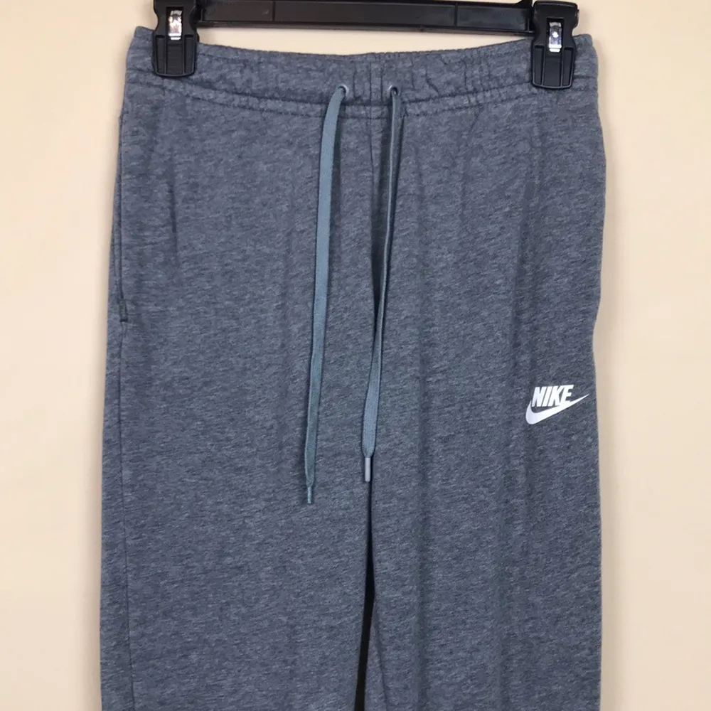 Nike Women’s Athletic Athleisure Gym Gray Drawstring Jogger Sweatpants - Image 2