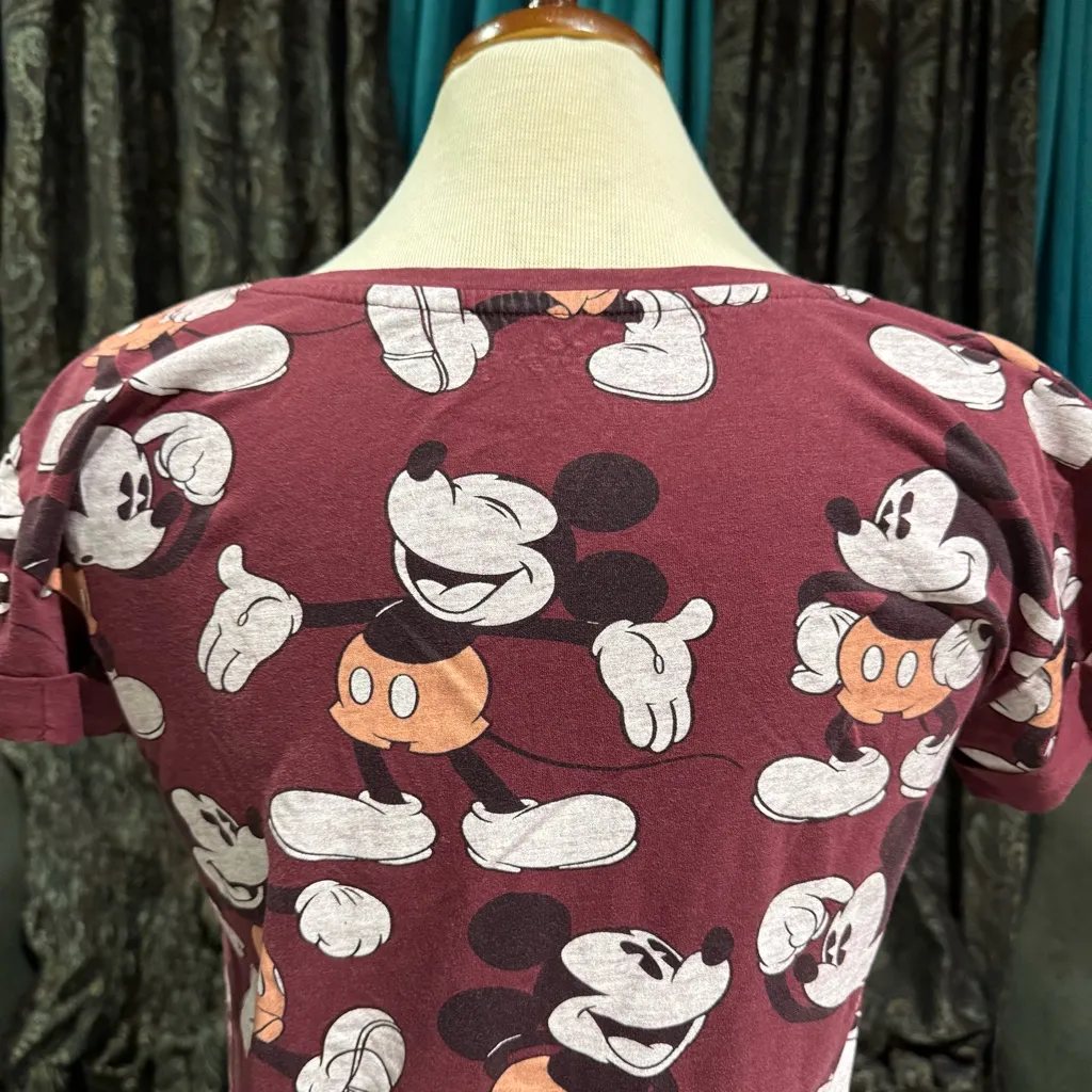 Disney Women Mickey Mouse All‎ Over Burgundy Crew Neck Short Sleeve Tee Size M - Image 8