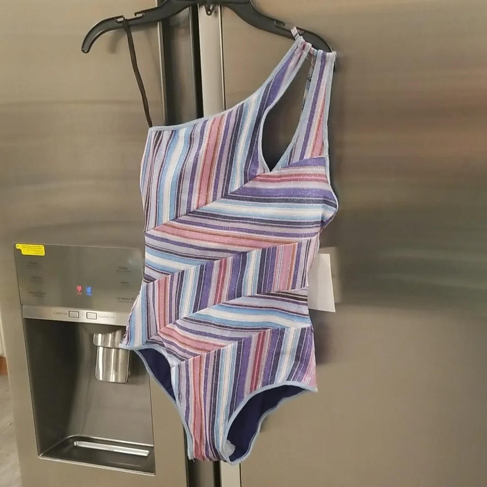 💕BECCA South Coast Arabella One Shoulder One Piece Swimsuit Starry Night M NWT - Image 9