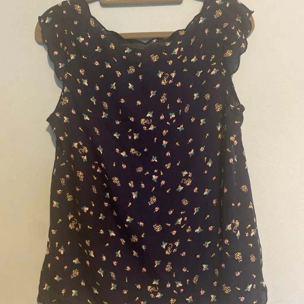 LC Lauren Conrad Navy Floral Blouse - Image 2