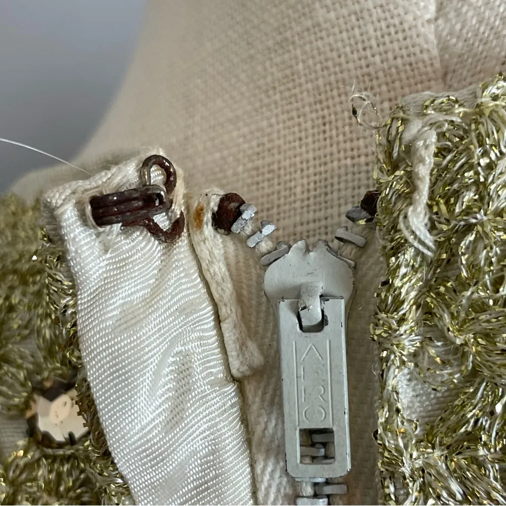 Vintage 1960s Blouse White‎ Gold Embellishment Trim Neckline Sleeveless Top Slub White - Image 10