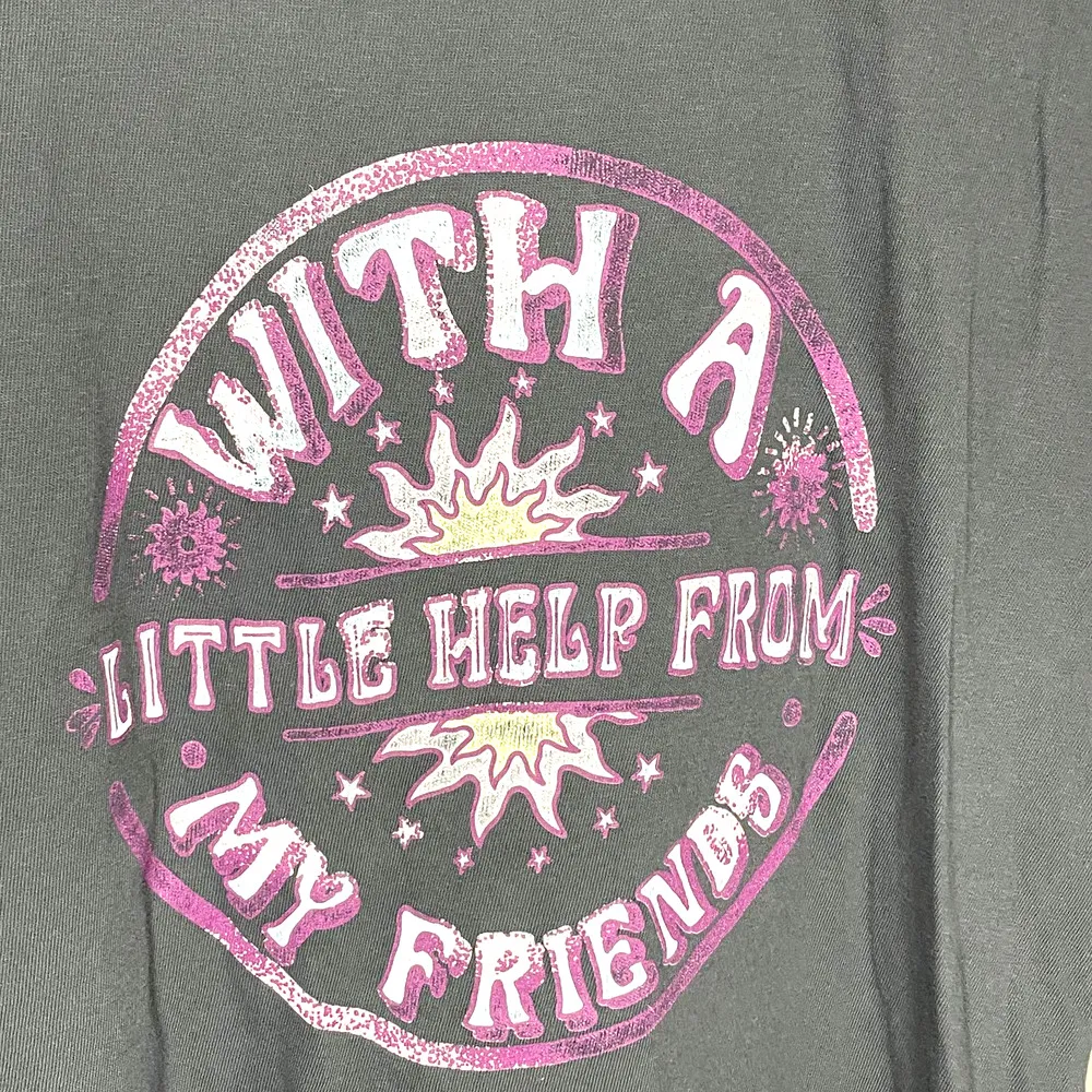 DAYDREAMER "WITH A LITTLE HELP FROM MY FRIENDS" TOUR TEE VINTAGE BLACK XS - Image 4