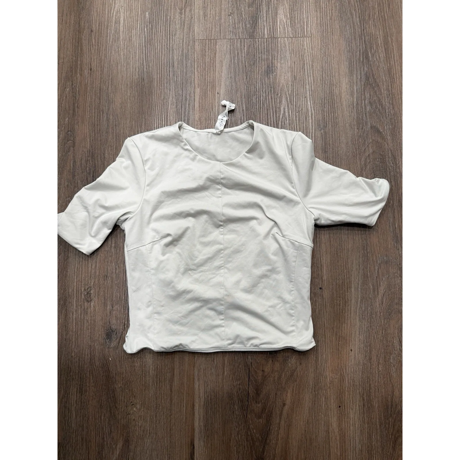 Lululemon Training Top tight fit Short Sleeve Activewear Women T Shirt XS‎ Tan - Image 5