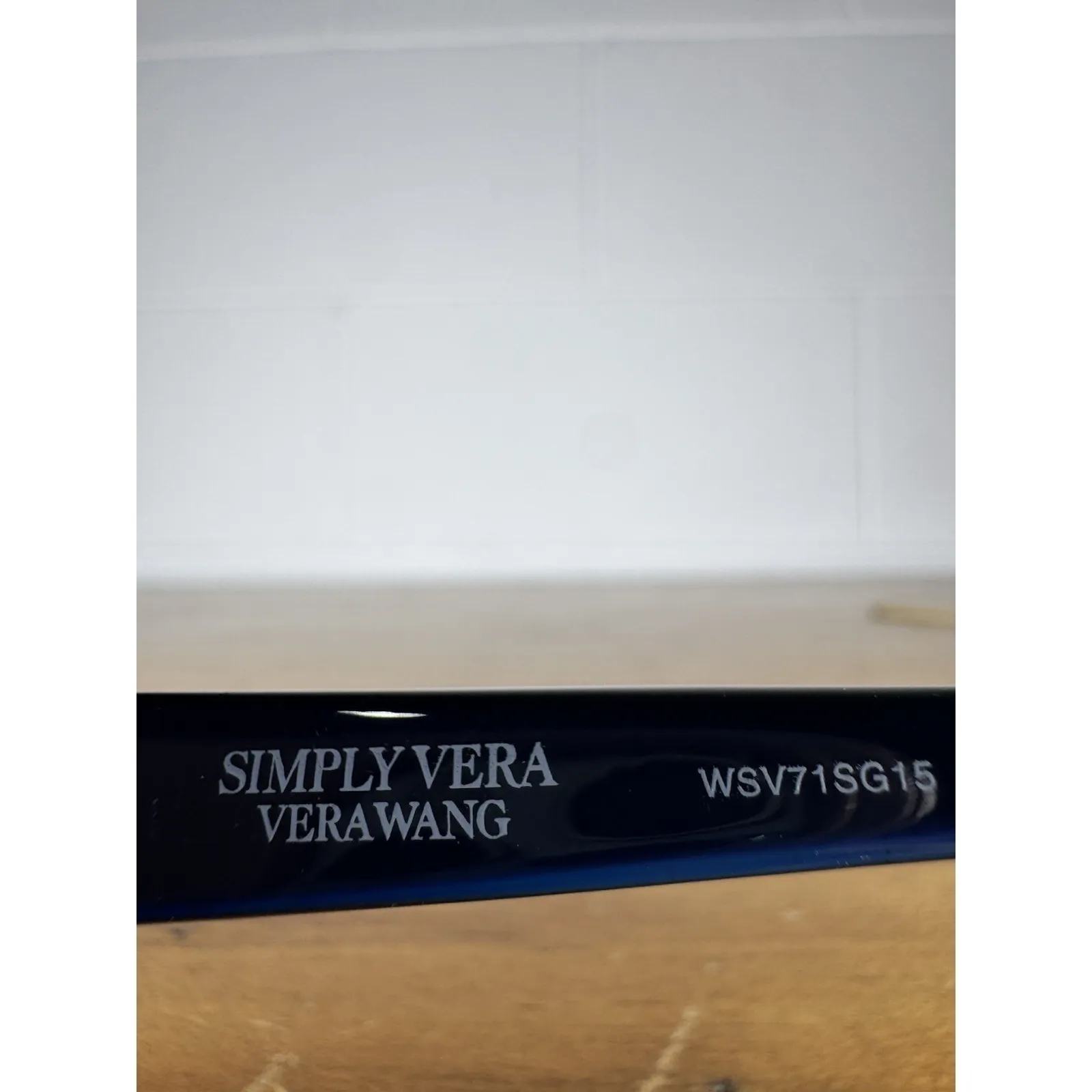Simply Vera Vera Wang Navy Blue Sunglasses Silver Logo Gradient Lens - Image 9