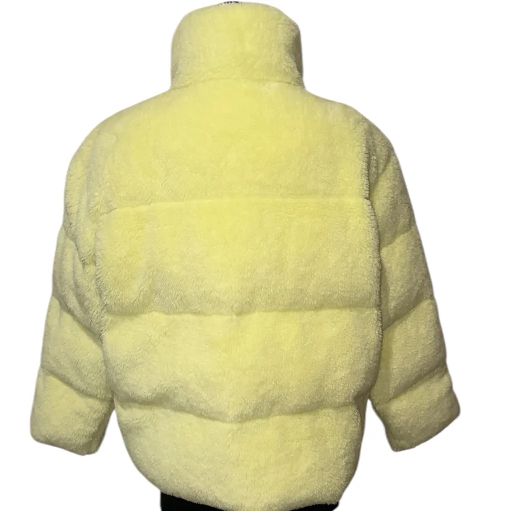 UGG NWOT  Emmalyn UGGfluff Oversized-fit push fleece Puffer Jacket Lemon Yellow - Image 5