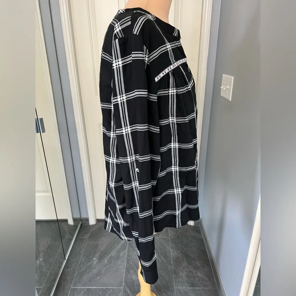 DR2 Plaid Western Roll Tab Long Sleeve Blouse With Back‎ Button Accent Black Size L - Image 3