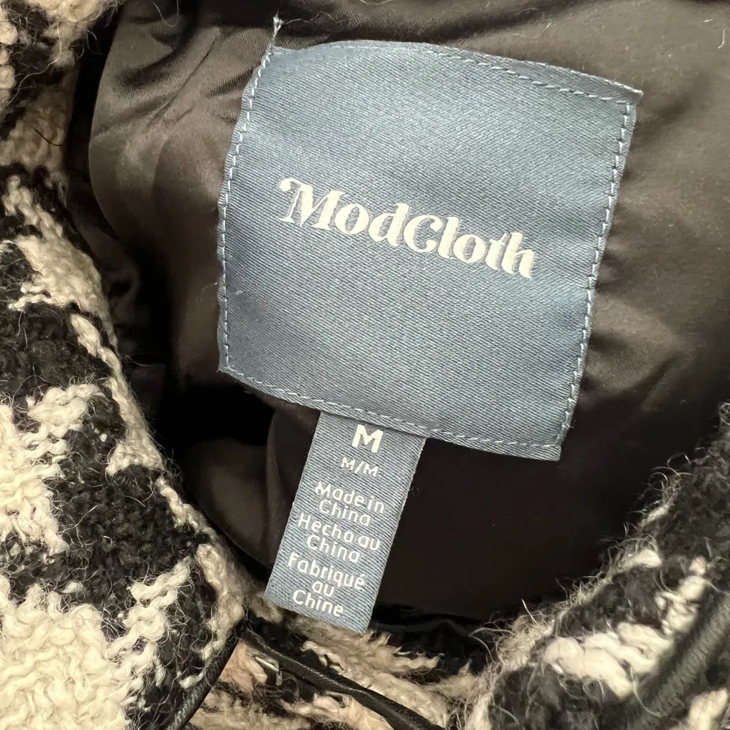 ModCloth Black and White Houndstooth Women's Jacket poncho size M - Image 16