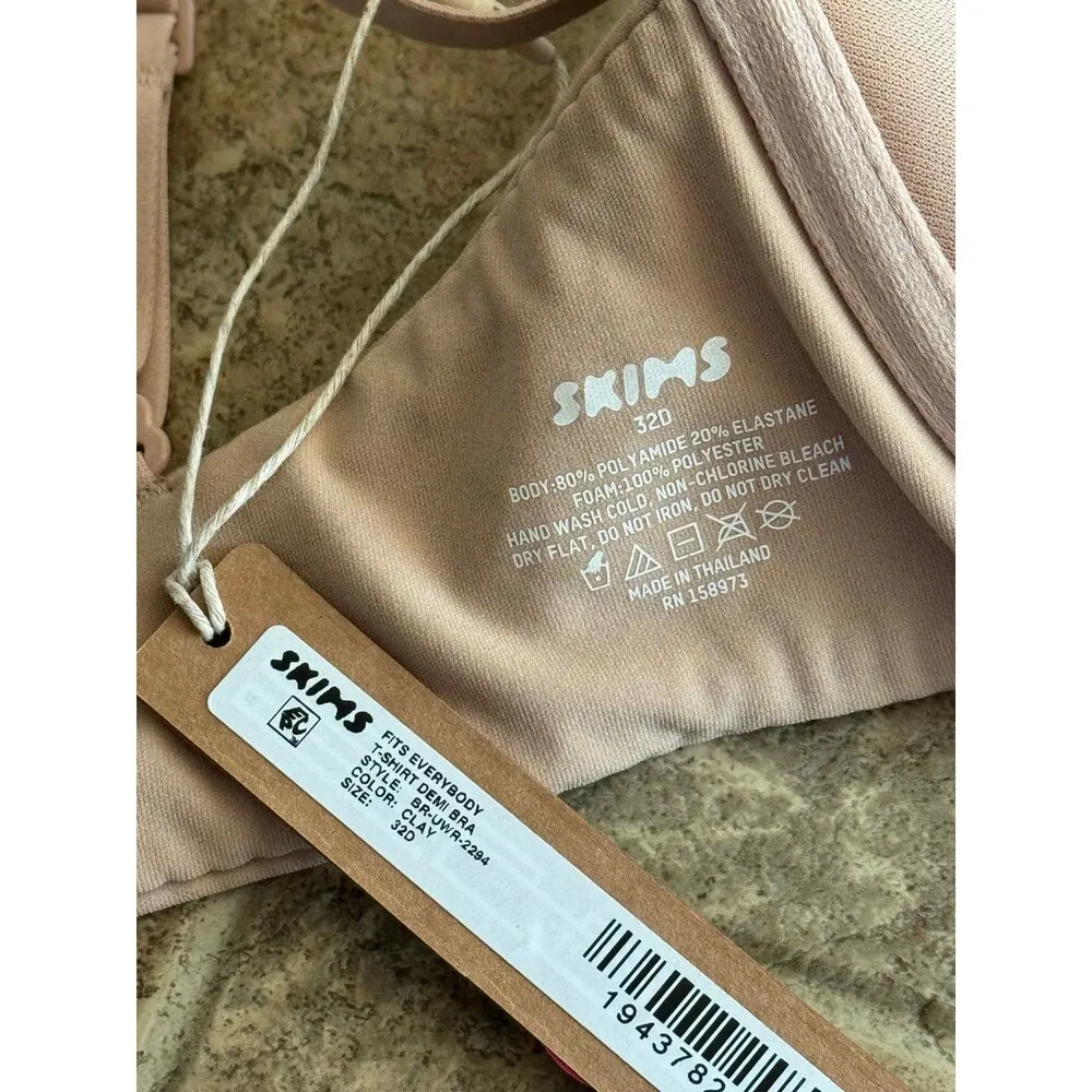 Skims Fits Everybody T-shirt Demi Bra Clay Size 32D - Image 8