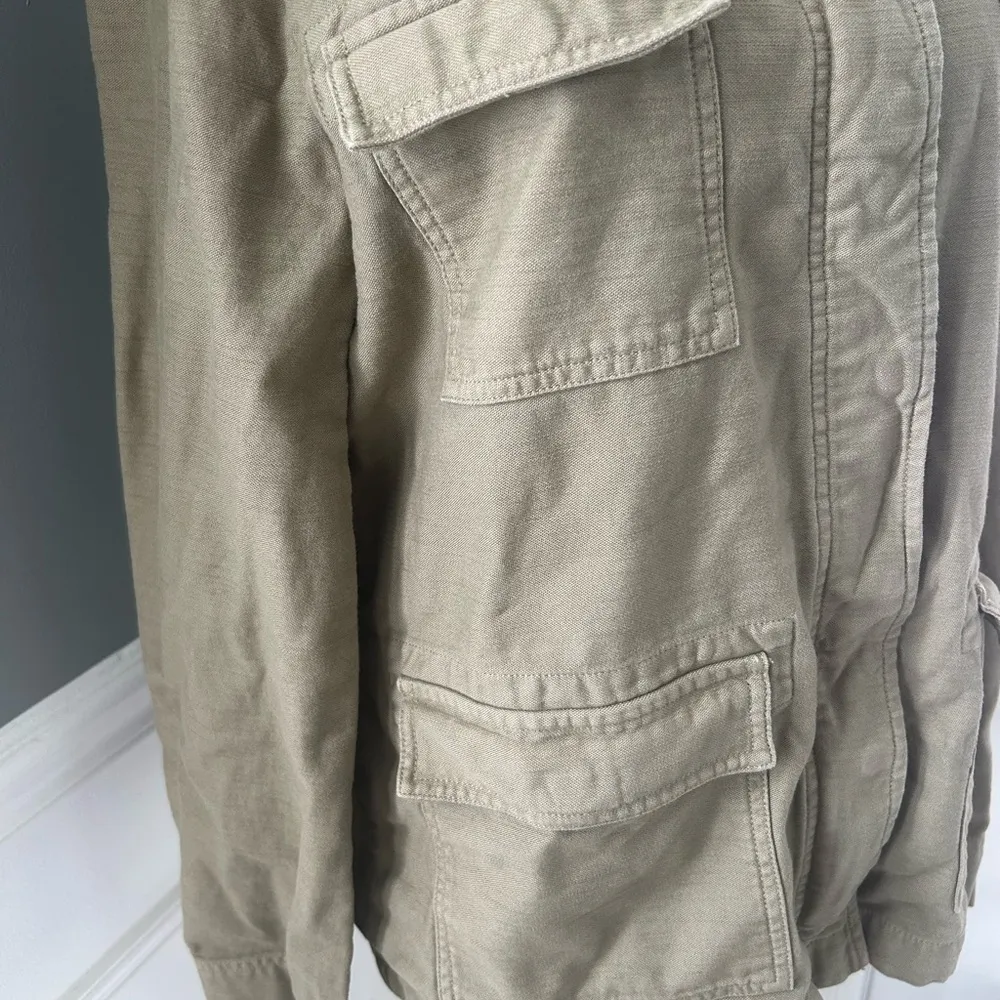 J. Crew green cargo pocket style full zip jacket Large - Image 8
