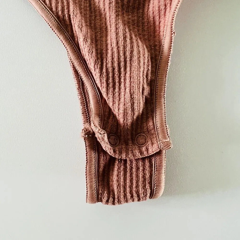 SKIMS Rose Clay Stretch Rib Scoop Neck Tank Bodysuit - S/M - Image 4