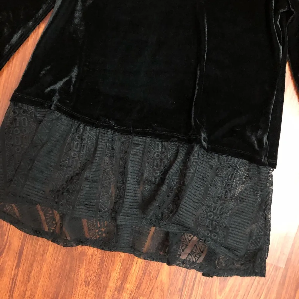 Black velvet tunic - Image 2