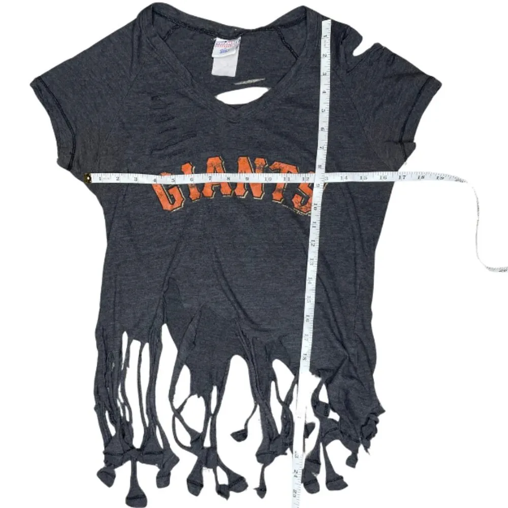 Women's MLB San Francisco Giants Graphic Reworked T-Shirt L - Image 5