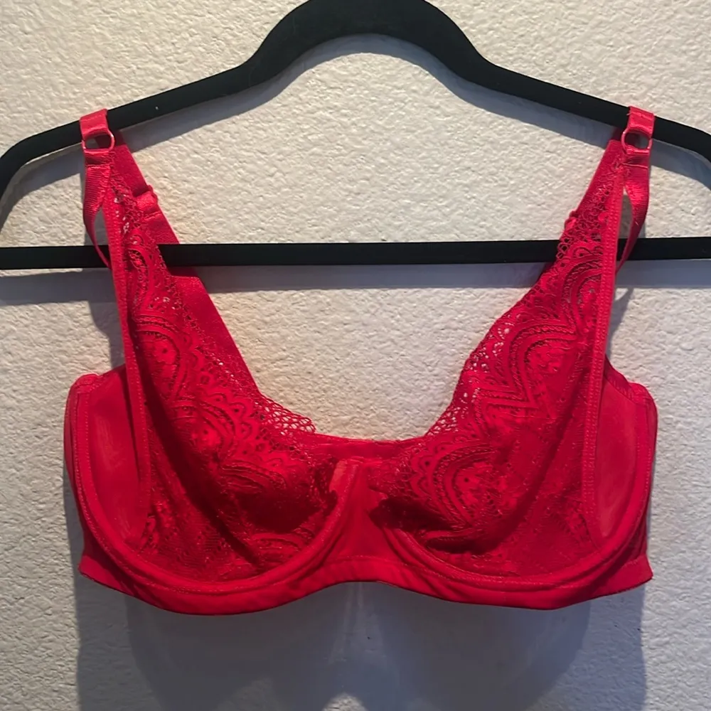 Adore Me Women’s Red Lace Sling Cup Bra Size 38DD - Image 2