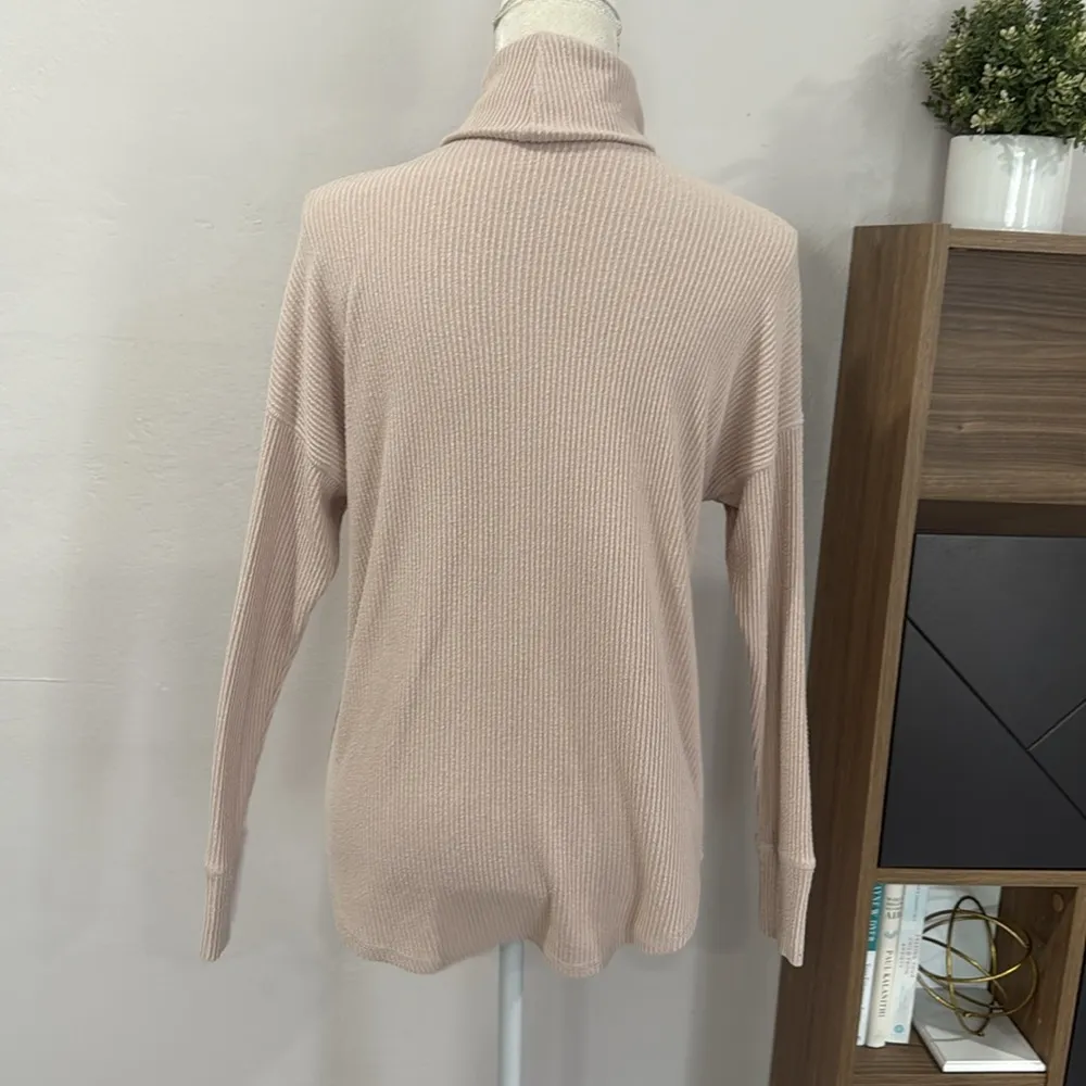 American eagle ribbed long sleeve turtle neck top - Image 3