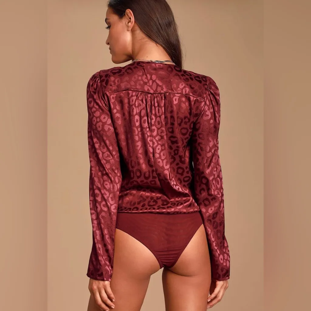 NWT Lulu’s Cheetah Print Burgundy Long Sleeve Bodysuit Size XS - Image 2