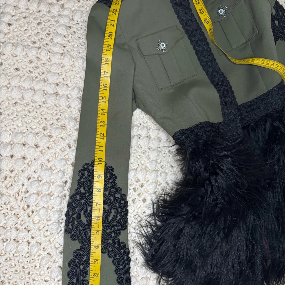 The Extreme collection military Green
Black fur jacket size 38 Unique. Green - Image 10