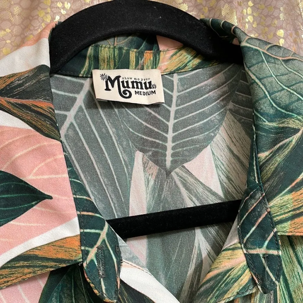 Show Me Your MuMu peach green tropical leaf button down Murphy top, size M - Image 2