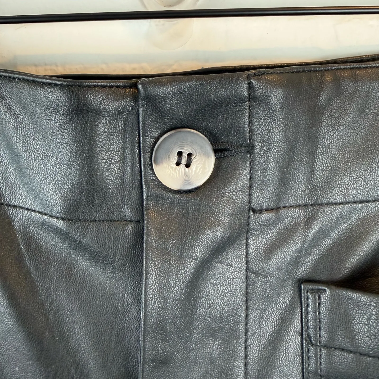 Anthropologie Maeve Black Faux Leather The Colette Crop Pant High Rise Size 31 - Image 11