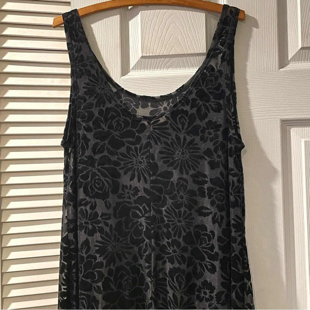 Avenue Body Velvet Burnout Semi - Image 7