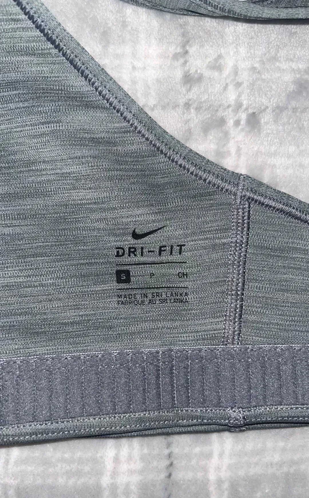 Sports bra - Image 2