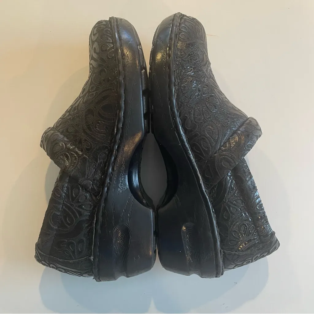 B.O.C. Born Peggy Black Embellished Leather Upper Women 7.5 MedicalNursing Clog - Image 11