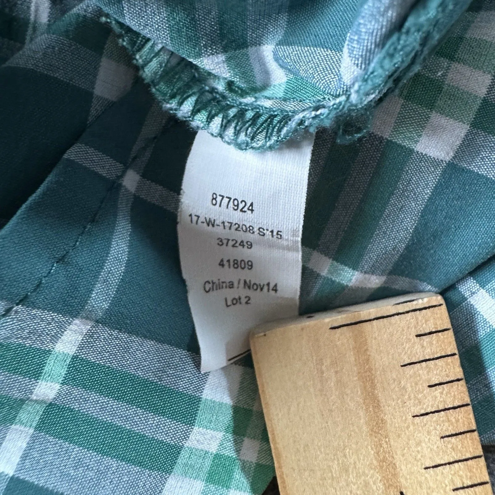 Rei Shirt Button Up Metal Snap Women Small Long Sleeve Roll Tap Nylon Fishing Green - Image 5