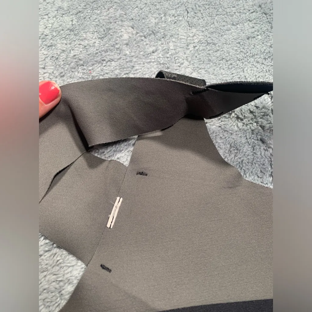 Lululemon enlite bra sports bra 36C camo - Image 6