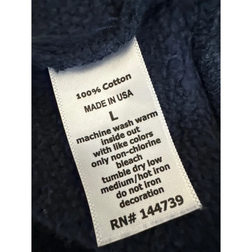 Navy Blue NYC Heart Hoodie Size Large - Image 6