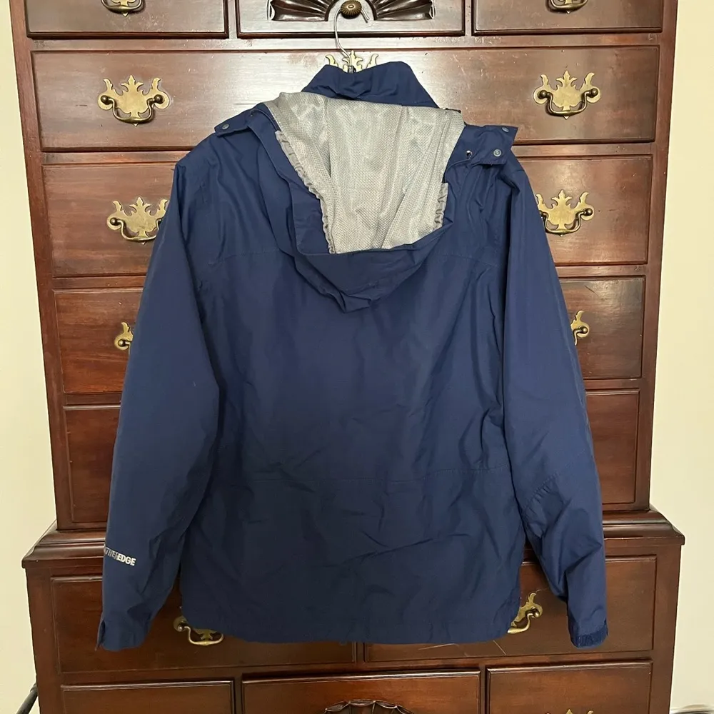 rain jacket - Image 2