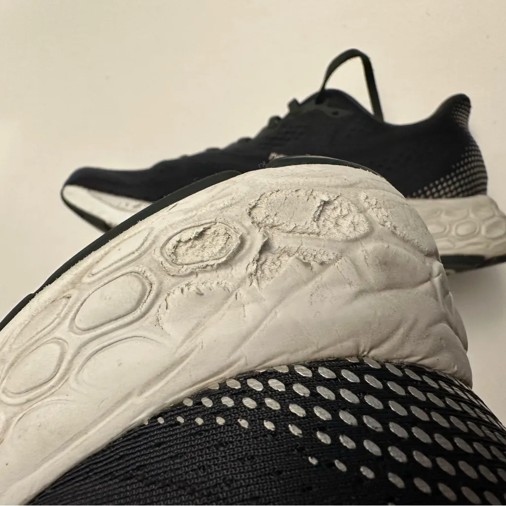 New Balance Fresh Foam 880 v13 Running Shoe Grey Black Women Sz 11 - Image 16