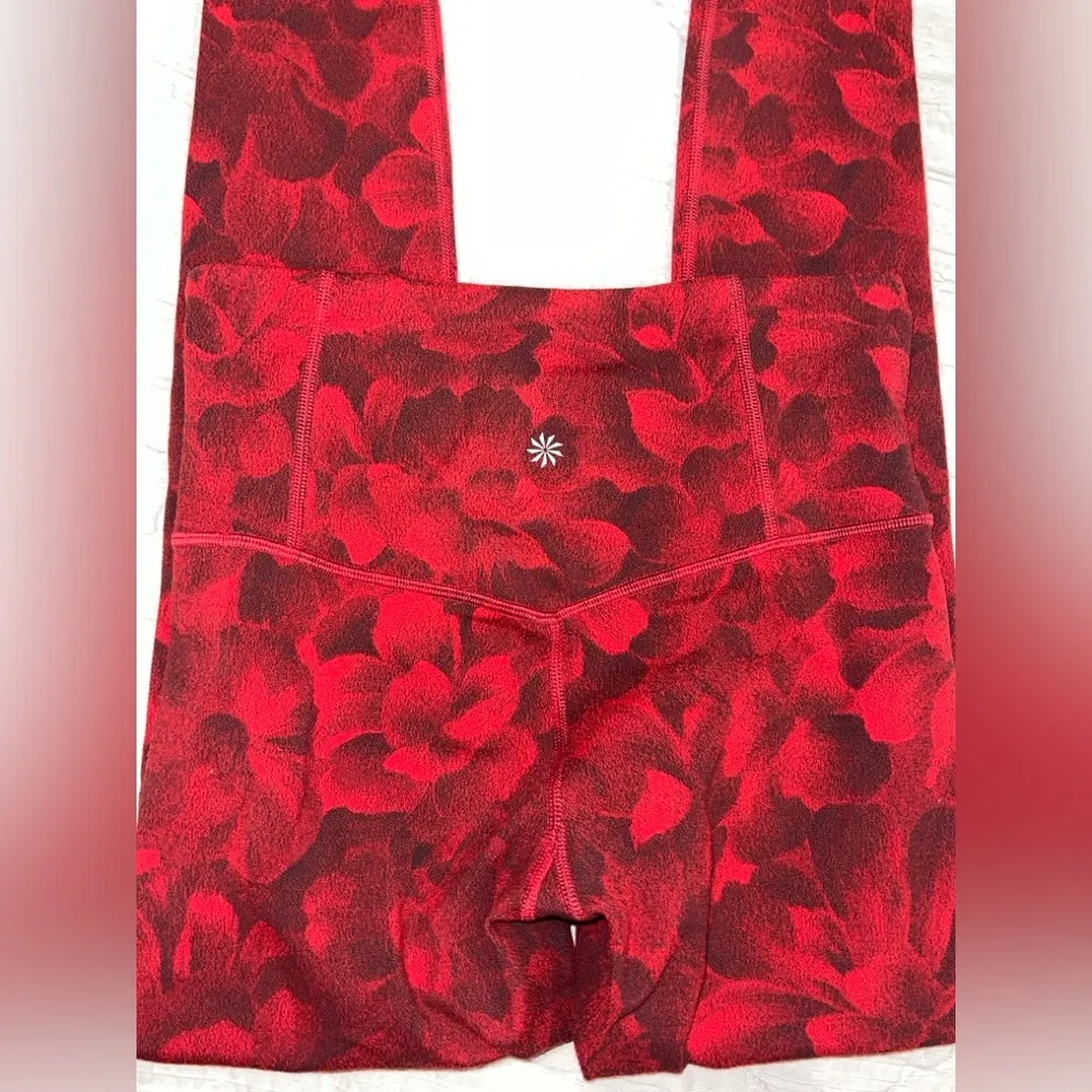 Athleta elation, textured, tight, red floral leggings size XS - Image 6