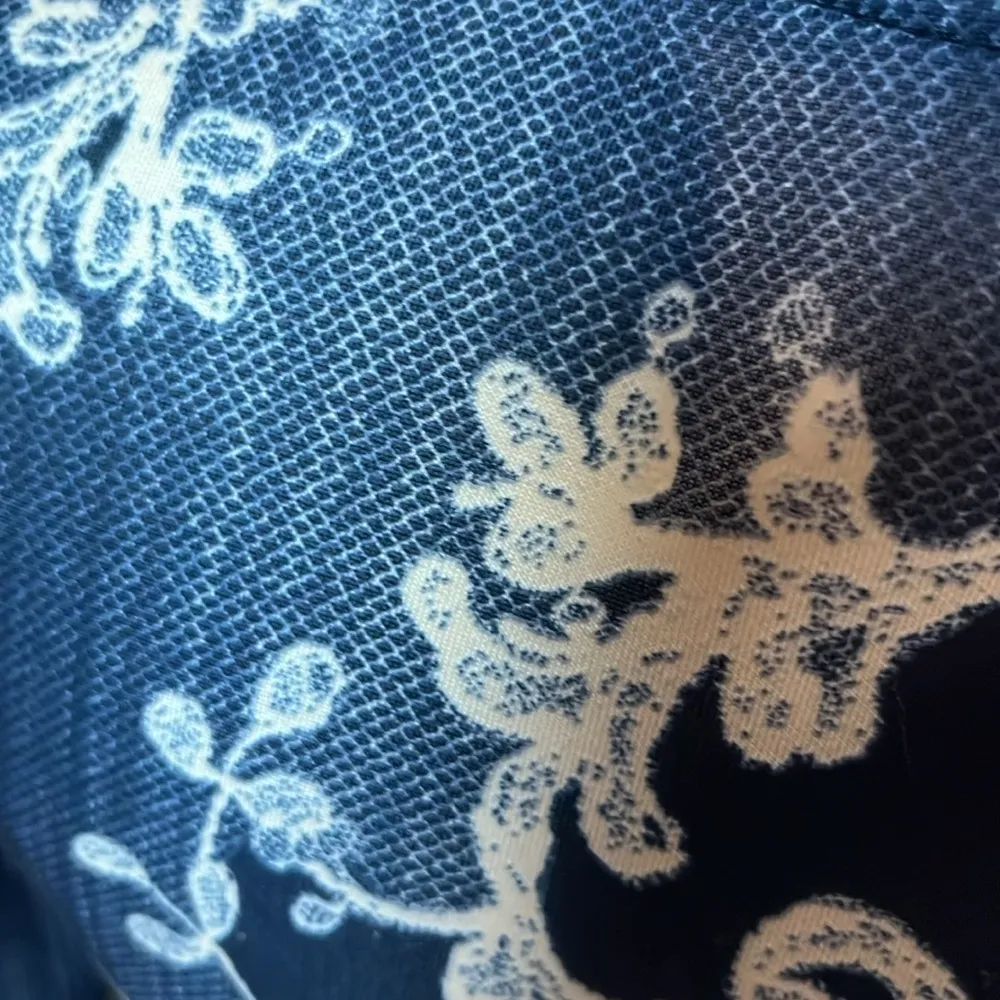 Boohoo Dress Navy Blue White Floral Form Fitting Snug Womens 8 fits XXS XS - Image 7