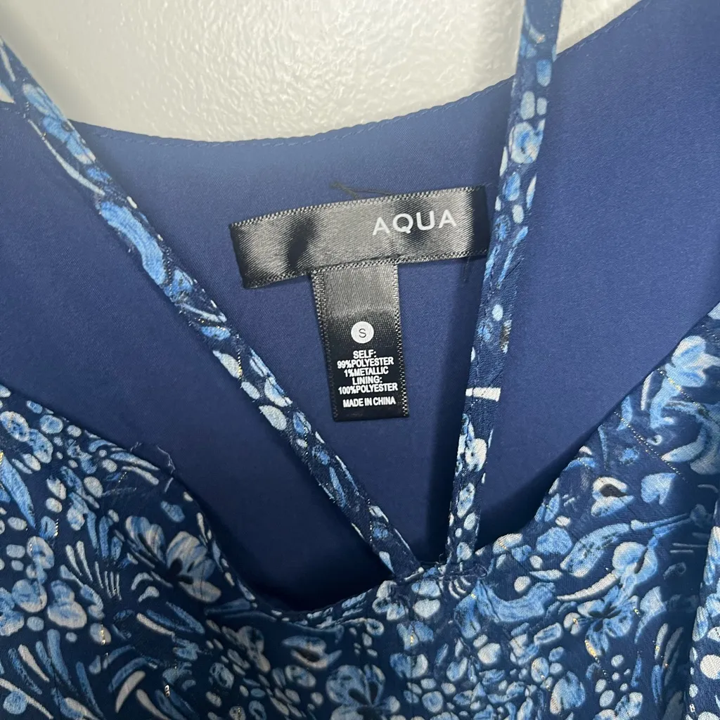Aqua Navy and Light Blue Floral blouse size S 

with sipper on the side new - Image 6