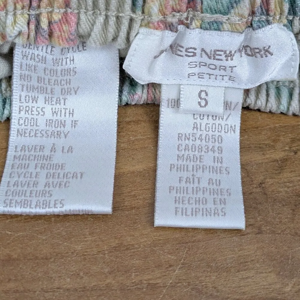 Vintage Elastic Waist 100% Cotton Floral Print Canvas Pocketed Shorts - Image 2