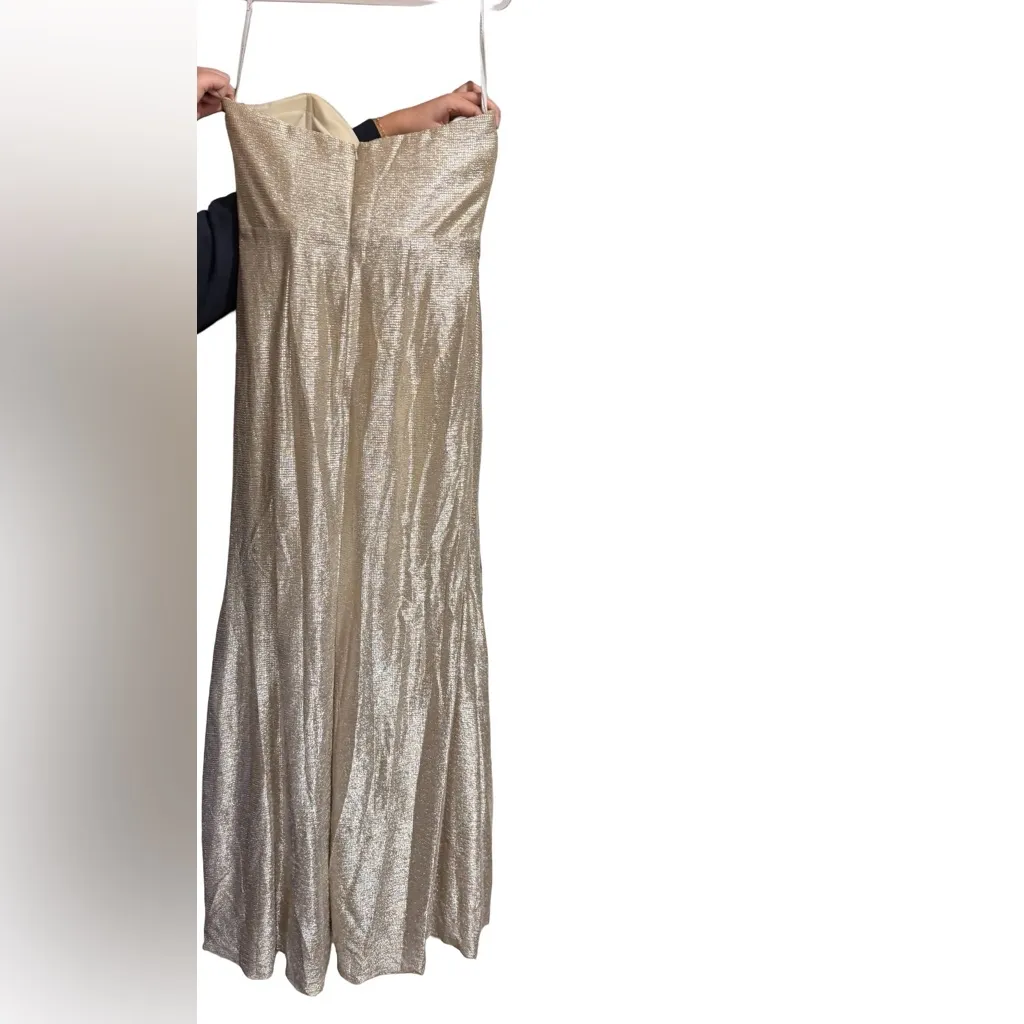 β¨ Hayley Paige Occasions Gold Metallic Strapless Gown β Size 10 - Image 4