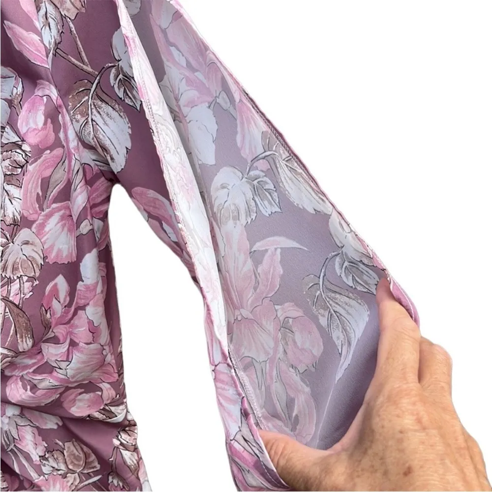 EUC Alexia Admor Slit Front Floral Dress
Size Medium - Image 10