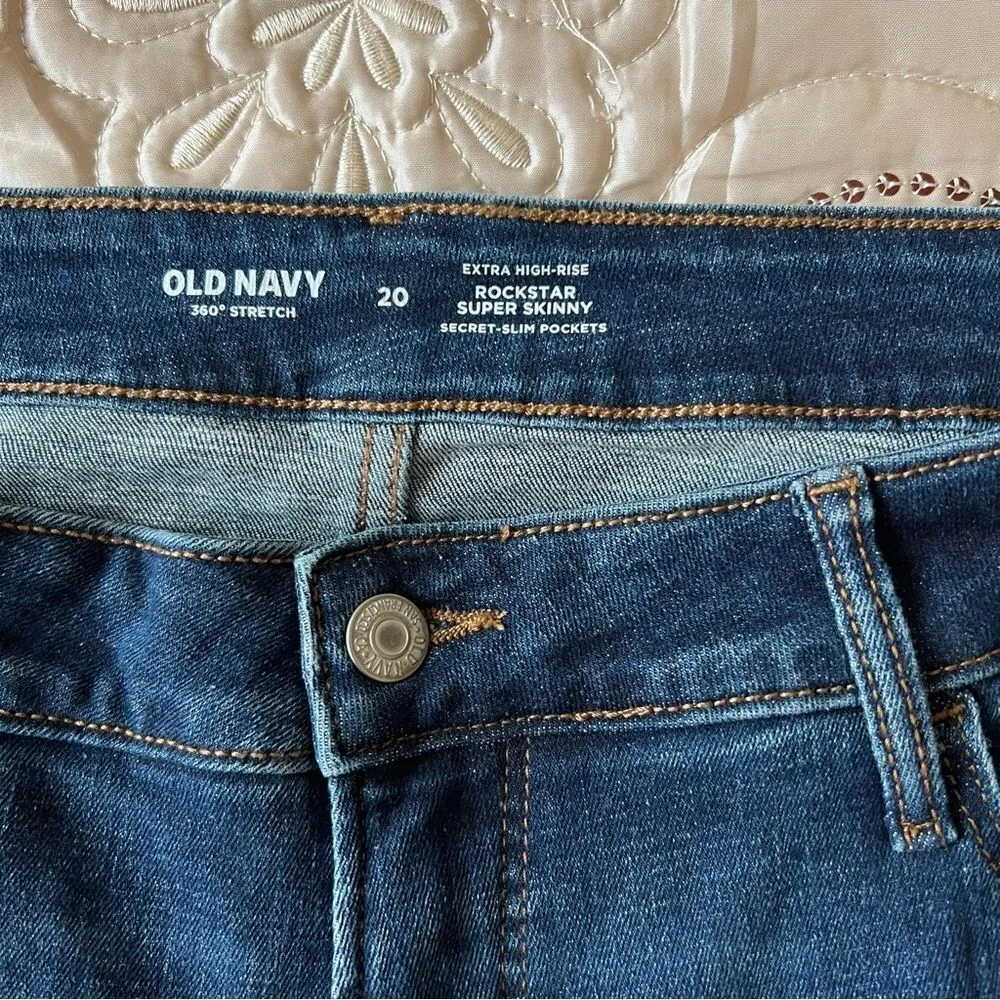 Old Navy Extra High-Waisted Rockstar Super Skinny Ribbed Jeans NEW Plus Size 20 - Image 7