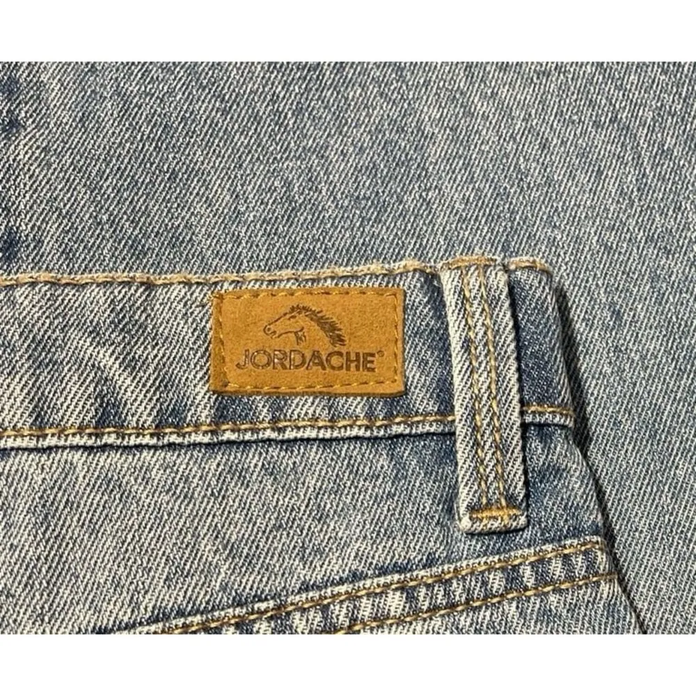 Jordache High Rise Wide Leg Distressed Jean Size 8 New With Tags - Image 4