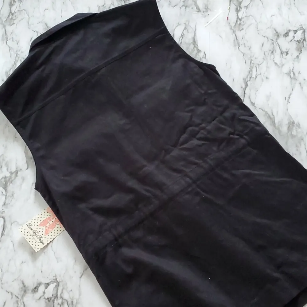 love by design utility vest size medium - Image 8