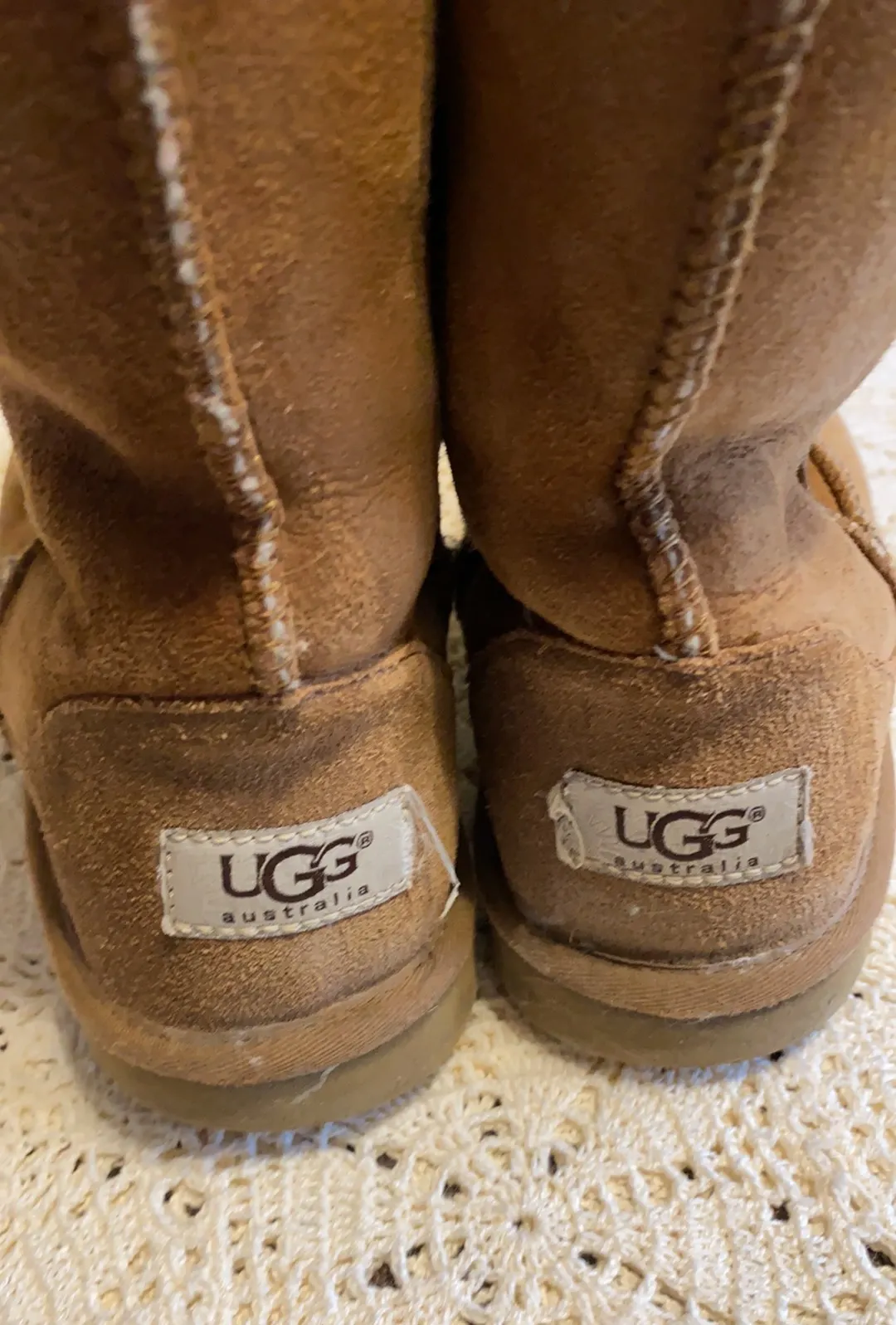 UGG short classic boots (6) chestnut tan light brown winter GUC - Image 6