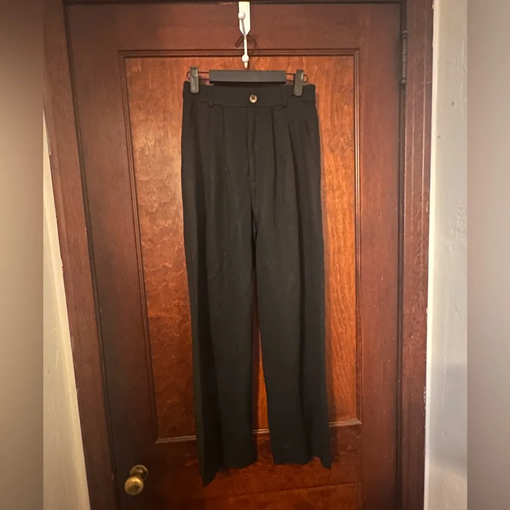 Reformation Petites Pleated Front Mason Pant Black Size 2P - Image 2