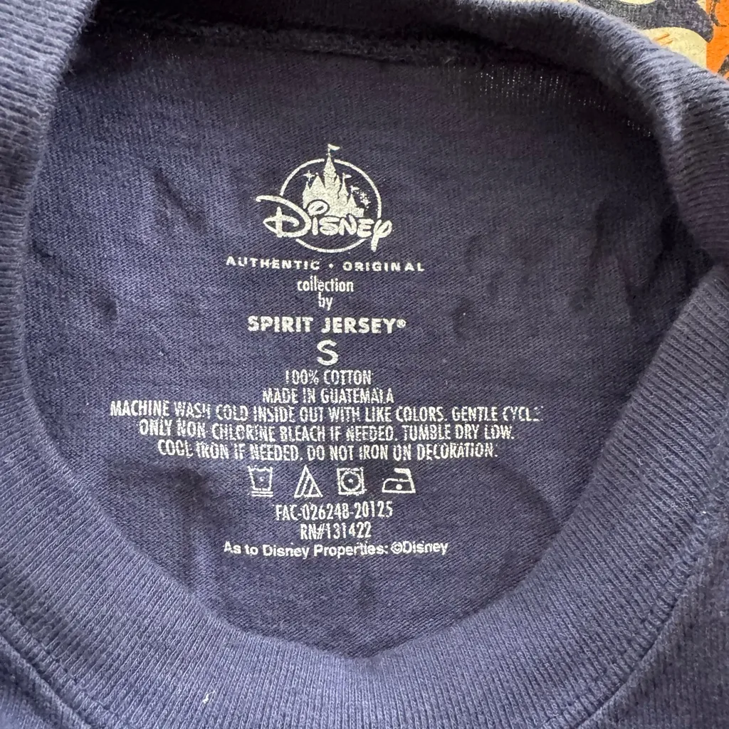 Women's Hocus Pocus Halloween Disneyland Disney Purple Spirit Jersey Size Small - Image 3