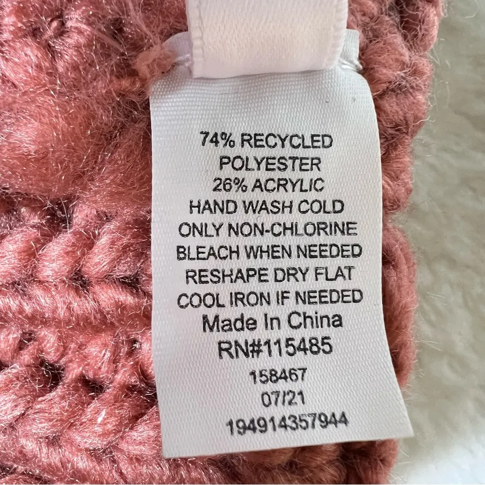 NWT LC Lauren Conrad Pink and White Heart Chunky Knit Pom Beanie Hat - Image 7