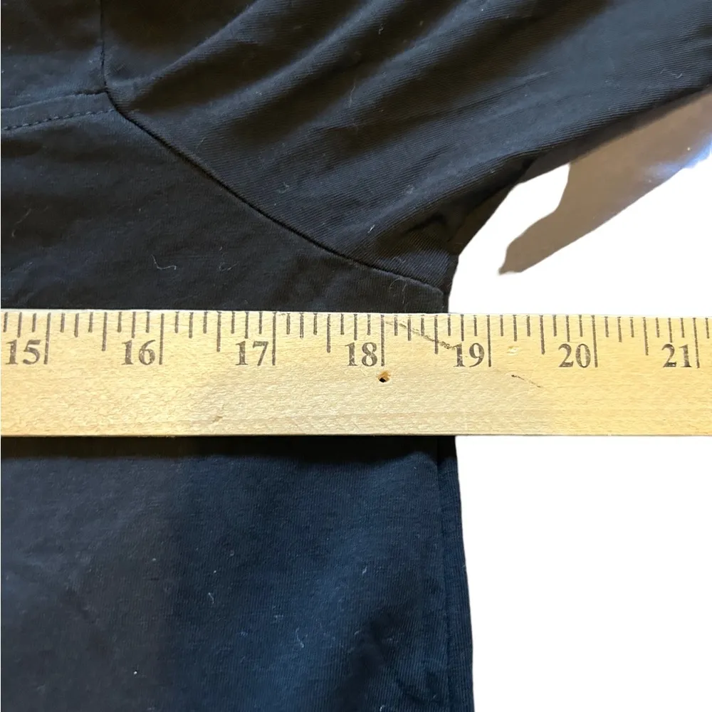 Trades of hope black long bell sleeve shirt size small - Image 5